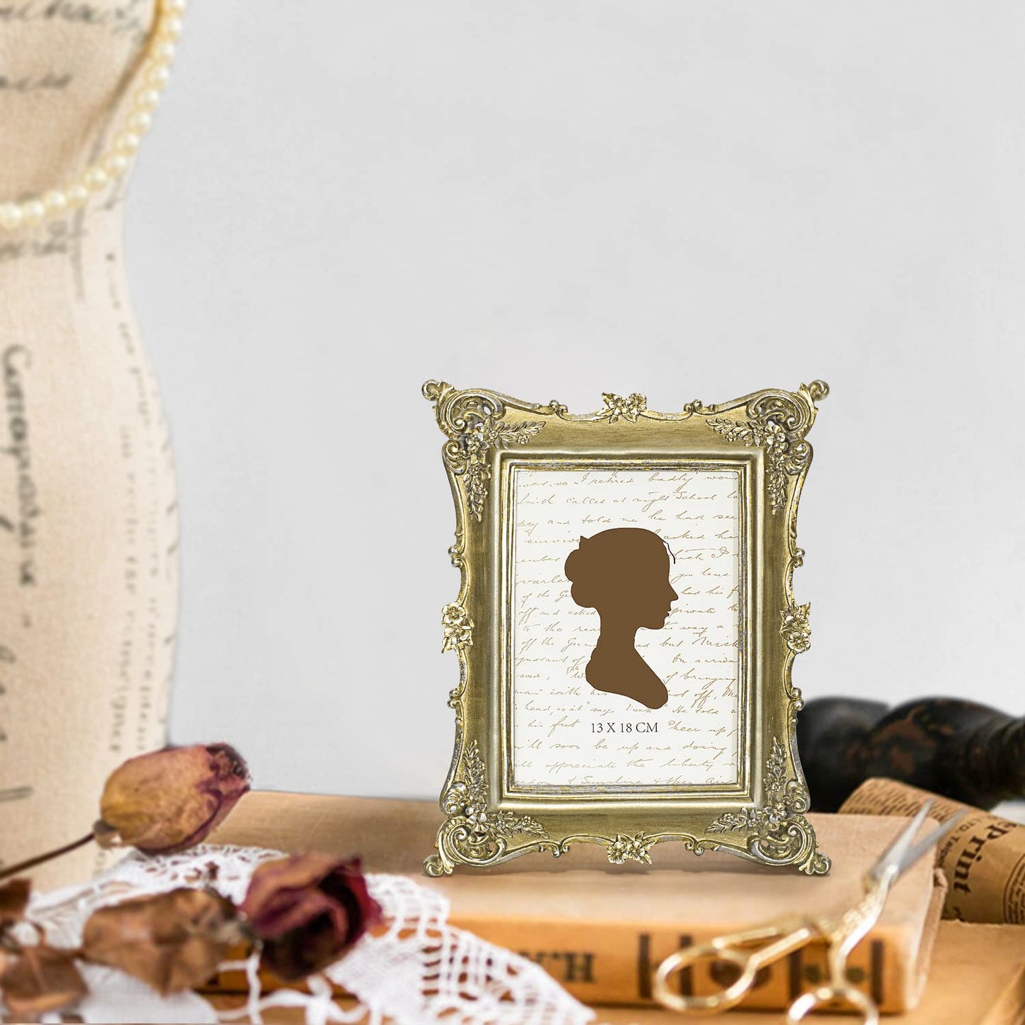 Sunlit Vintage Picture Frame 4x4 Inch, Luxury Antique Square Photo Frames with Glass Front, Photo Display, Tabletop Wall Hanging, Gift Ideas, Bronze Gold