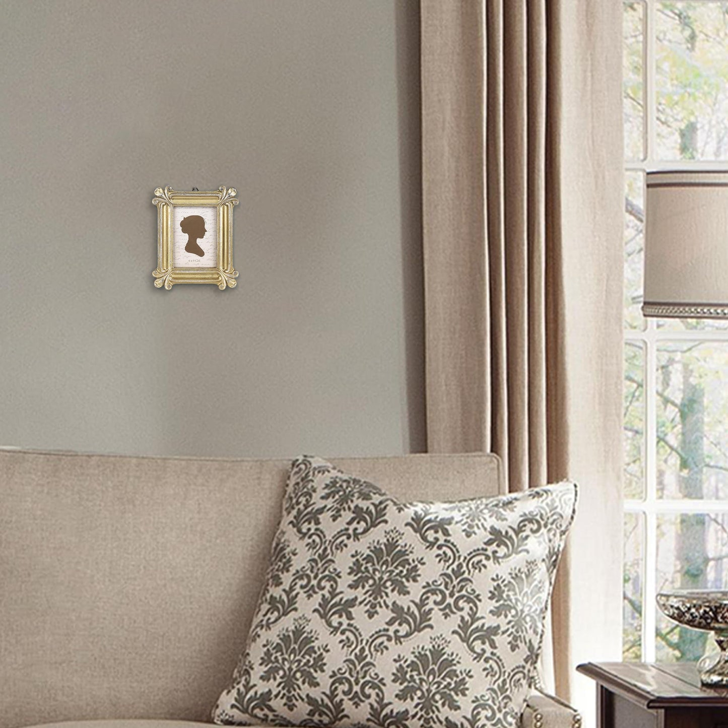 Sunlit Small Vintage Picture Frame 2.5x3.5 Inch, Antique Mini Photo Frames with Glass Front, Luxury Wallet Size Picture Frames, Photo Display Tabletop Wall Hanging Gift Ideas, Slivery Light Gold