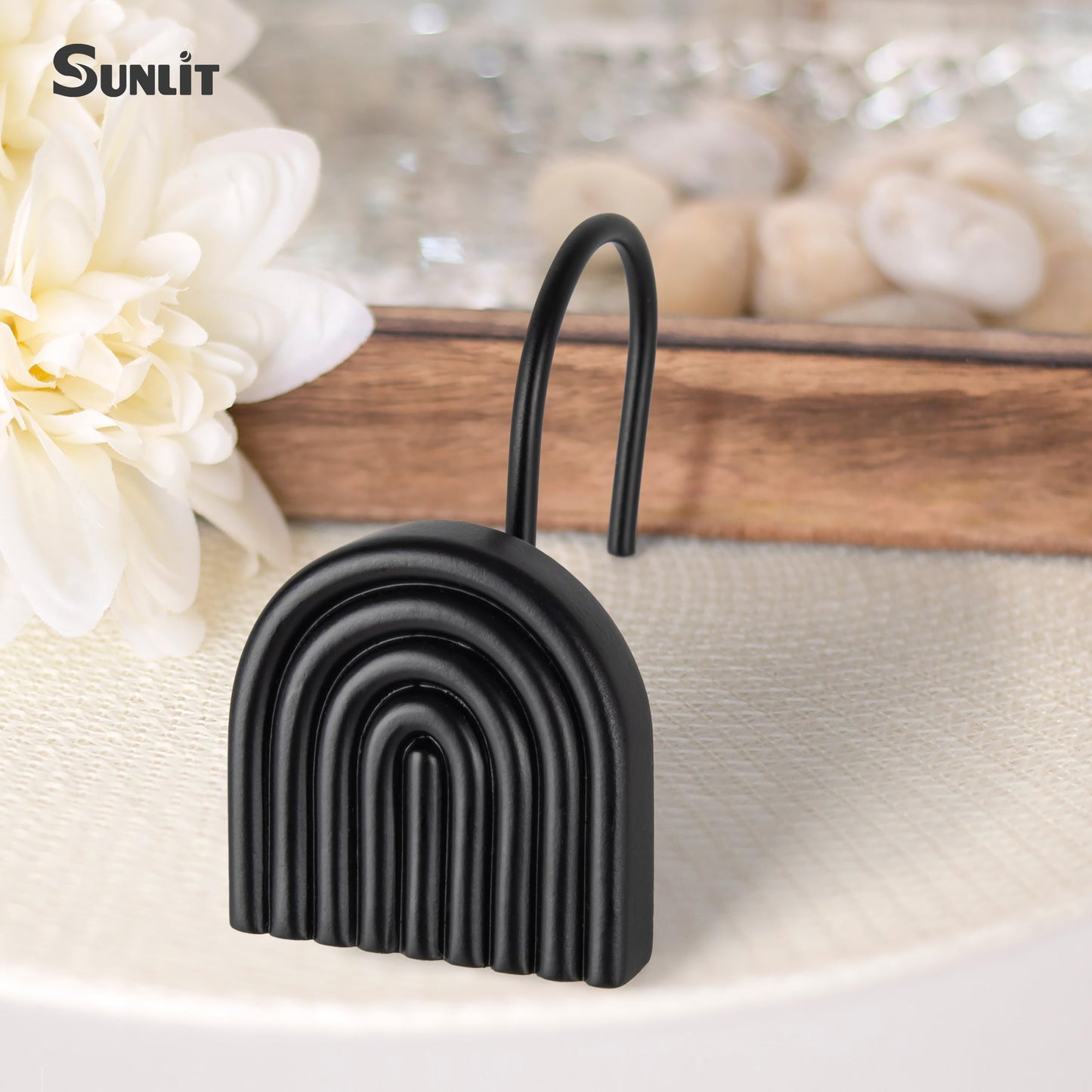 Sunlit Geometric Decorative Shower Curtain Hooks, Matt Triangle Geometric Black Shower Curtain Rings, Resin, Bathroom Decoration Boho Shower Curtain Hooks-12 Pack