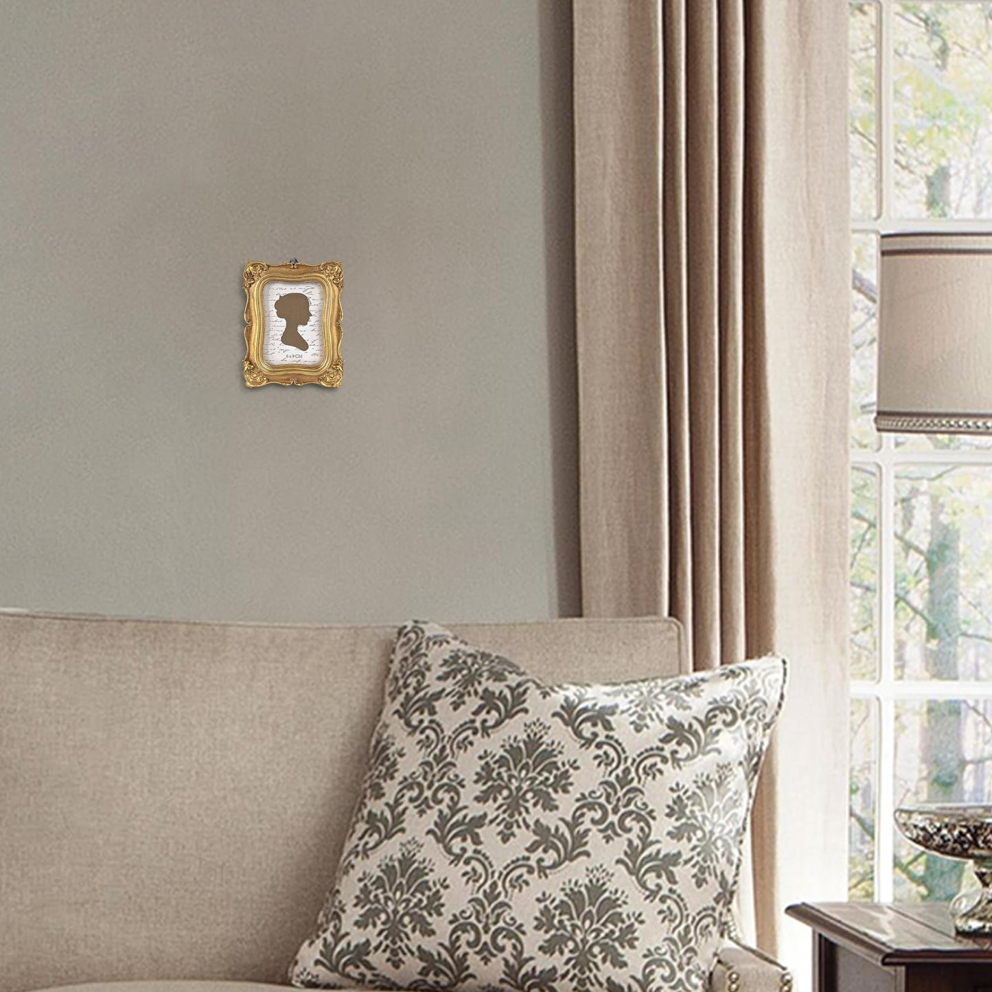Sunlit Vintage Small Picture Frame 2.5x3.5 Inch, Antique Mini Polaroid Photo Frames with Glass Front, Luxury Wallet Size Picture Frames, Tiny Photo Frames Display Tabletop Wall Hanging Gift Ideas, Gold