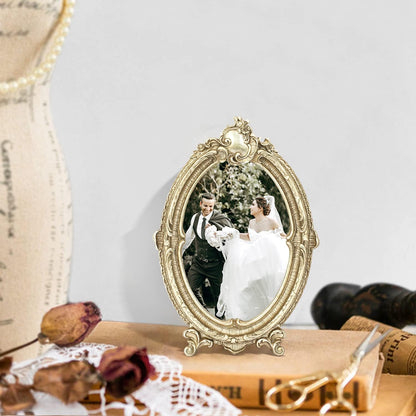 Sunlit Vintage Picture Frame 4x6 Inch, Oval Antique Photo Frames with Glass Front, Luxury Photo Display, Tabletop Wall Hanging, Gift Ideas, Vintage Silver