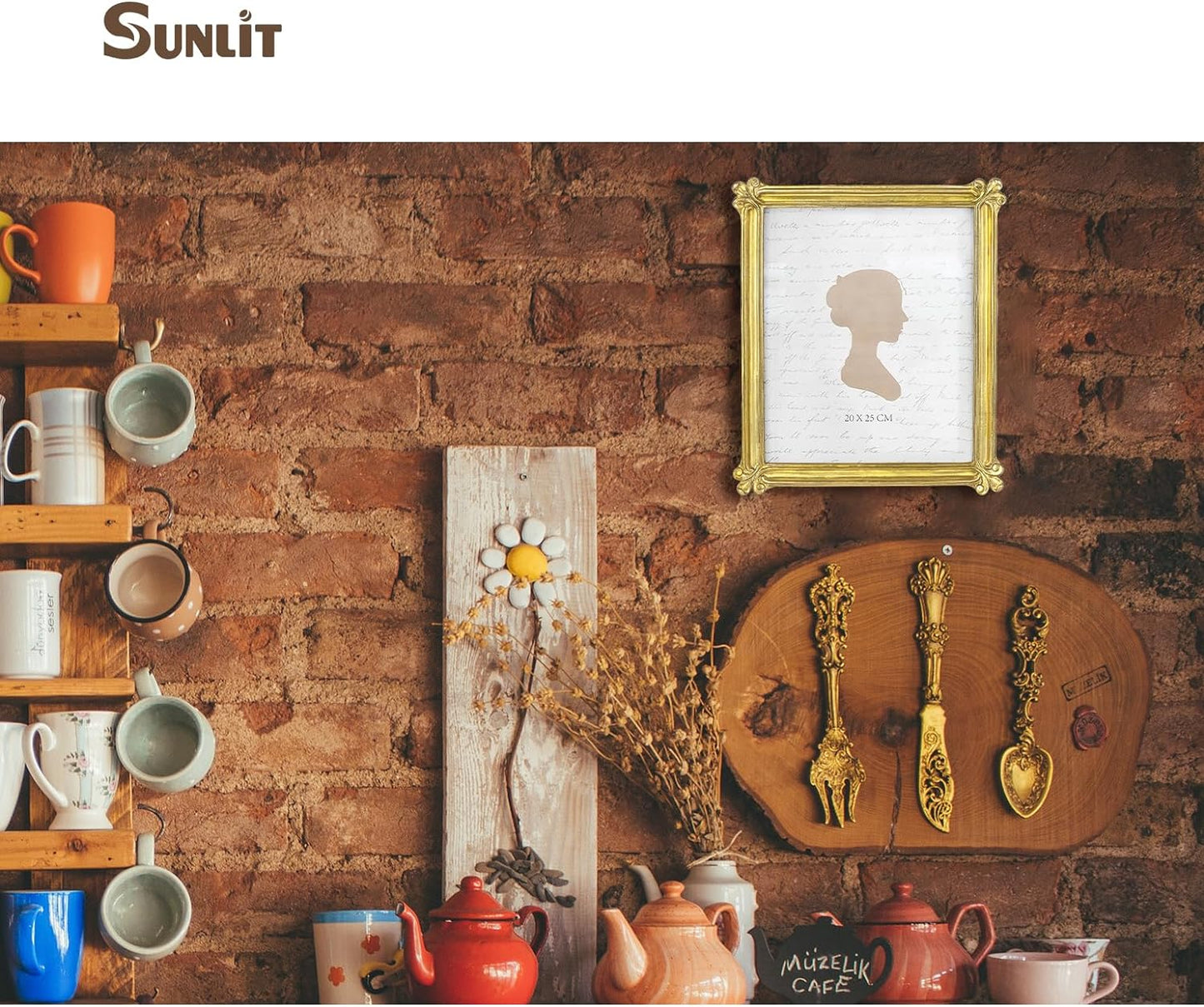 Sunlit Vintage Picture Frame 8x10 Inch, Luxury Antique Photo Frames with Glass Front, Photo Display, Tabletop Wall Hanging, Gift Ideas, Gold